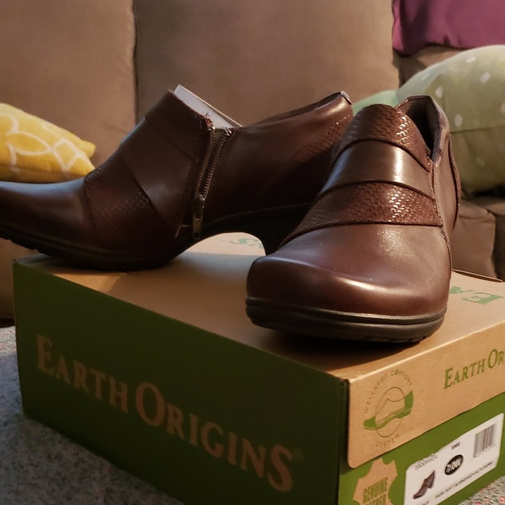 Earth Origins - Reegan
